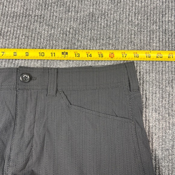 Eddie Bauer Ascent Shorts Men's 36 Charcoal Herringbone Outdoor Utility - Picture 6 of 8